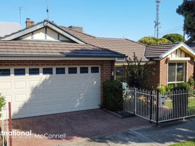 Townhouse for sale in Kyabram, Victoria