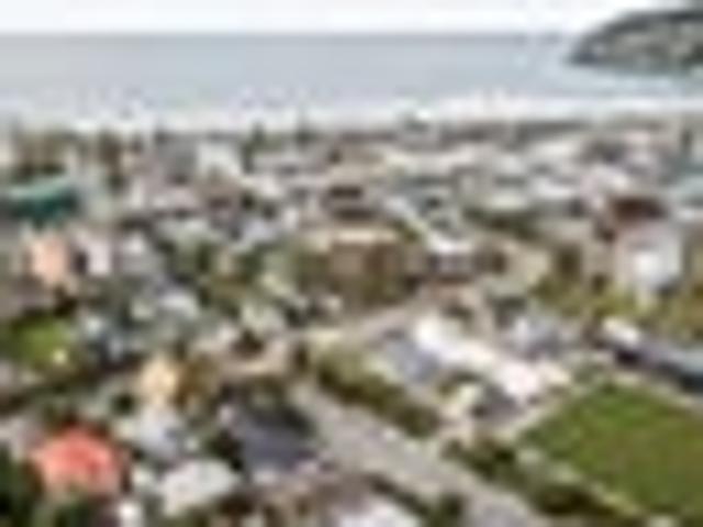 House for sale in Chaslands, Canterbury