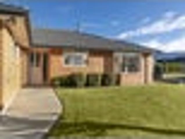 House for sale in Otakou