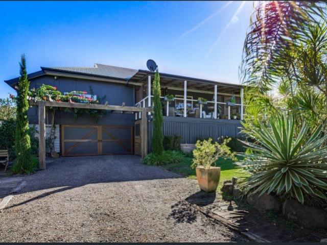 Cottage for sale in Yandina Creek, Sunshine Coast Regional