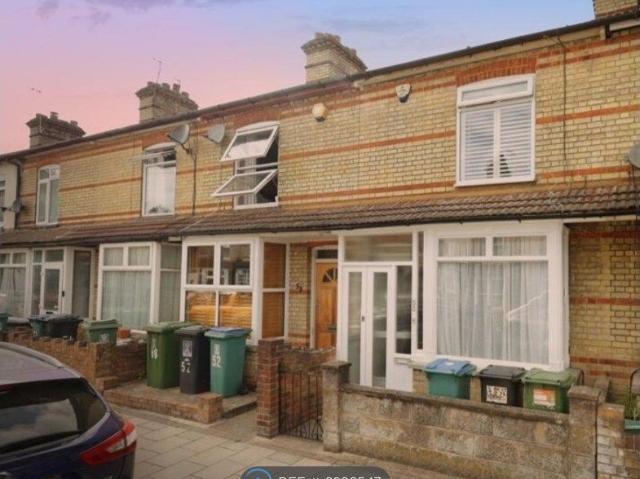 House for rent in Holywell Estate, North Watford