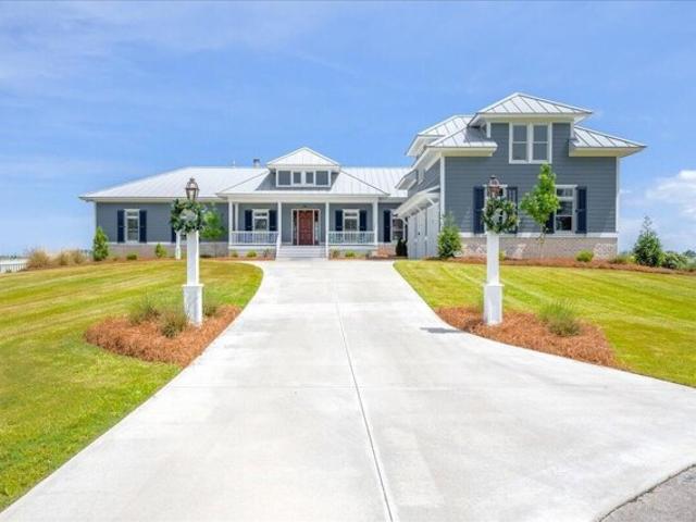 House for sale in Oriental