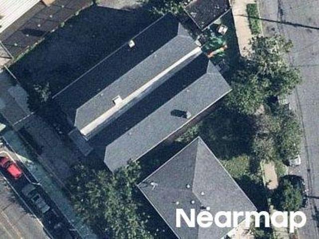 House for sale in The Bronx, Arverne
