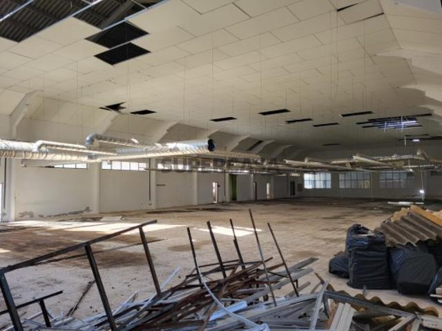 Armazém venda em Soure, Figueira da Azóia
