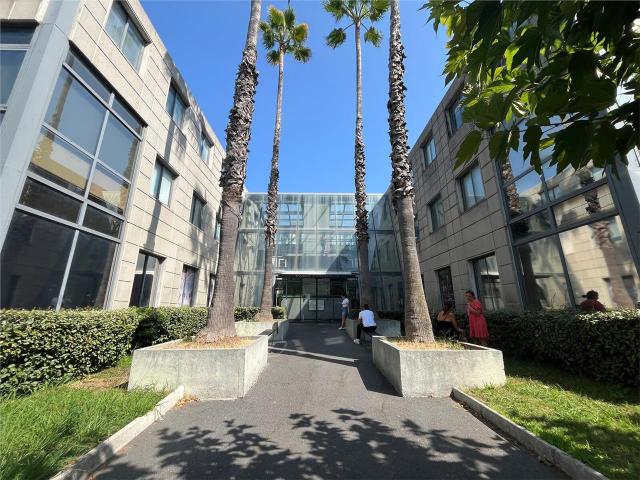 Bureau location à Villeneuve-Loubet, Alpes-Maritimes