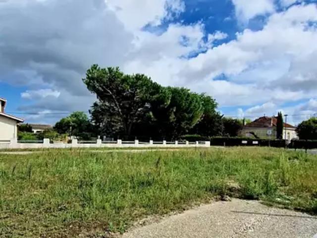 Terrain vente à Lesparre-Médoc, Soussans
