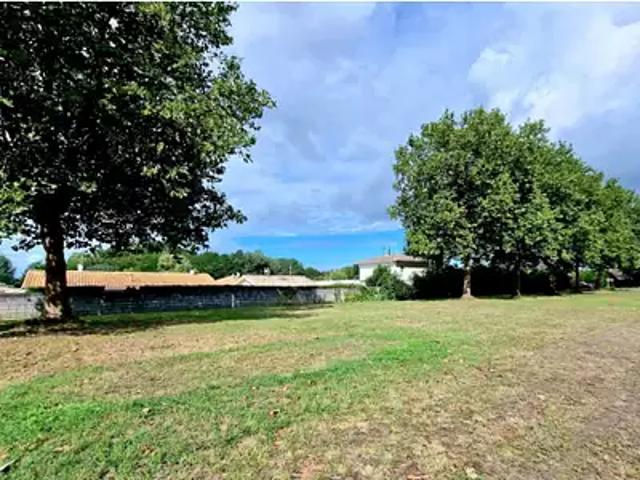 Terrain vente à France métropolitaine, Soussans