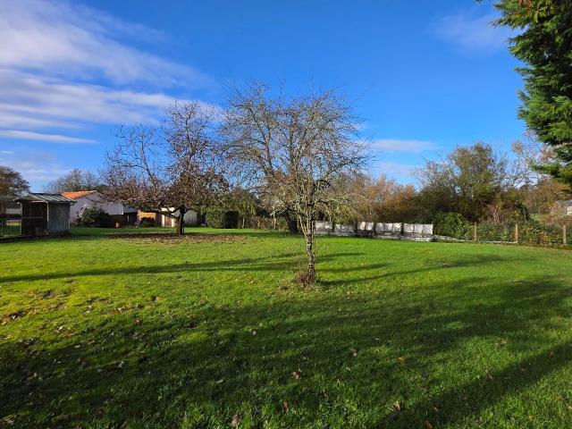 Terrain vente à Lesparre-Médoc, Soussans