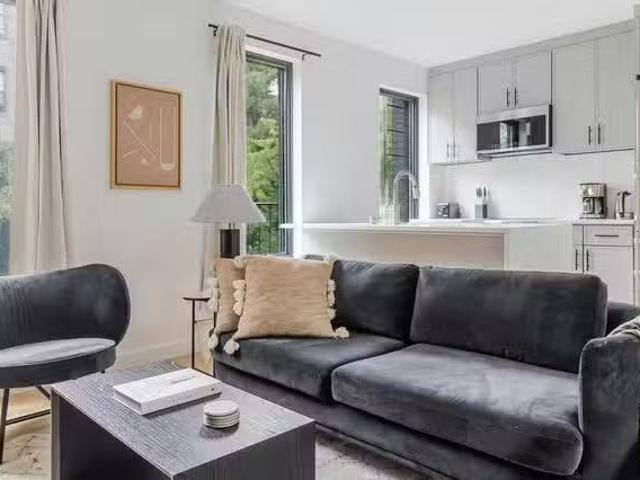 Apartment for rent in Arverne, New York