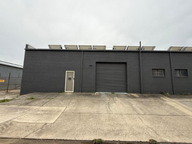 Warehouse for rent in Albury, New South Wales