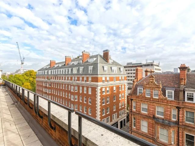 Apartment for rent in Mayfair, Greater London