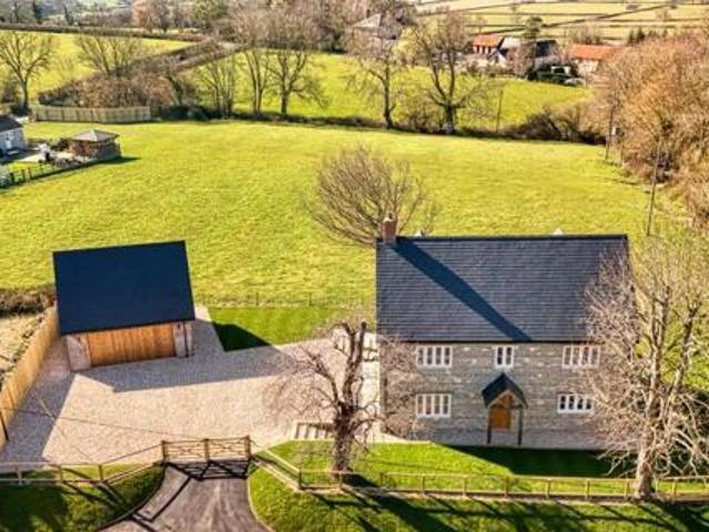 House for sale in Yeovil, Somerset