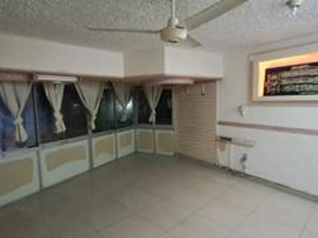 Apartment for sale in Seaview, Kwazulu-natal