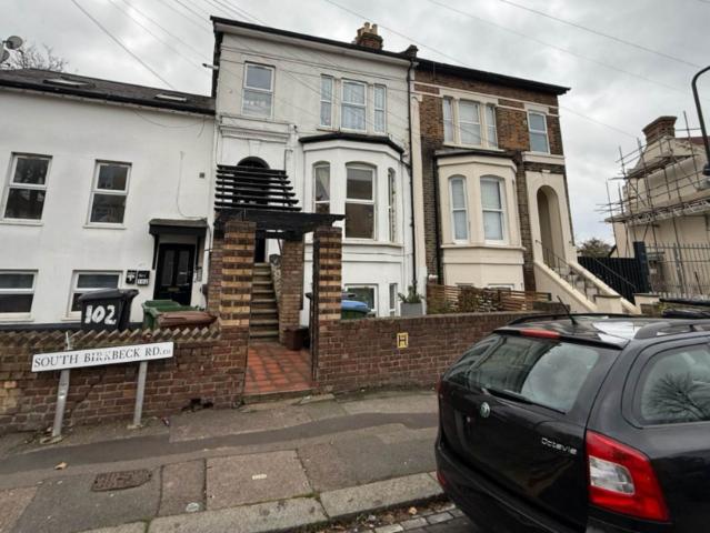 Apartment for rent in Cann Hall, Leytonstone