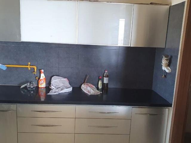 Flat for sale in Ahmadabad, Gujarat