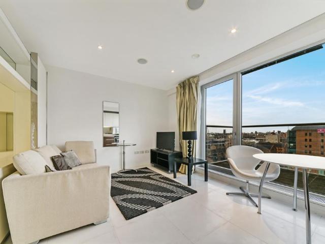 House for rent in Isle Of Dogs, Greater London