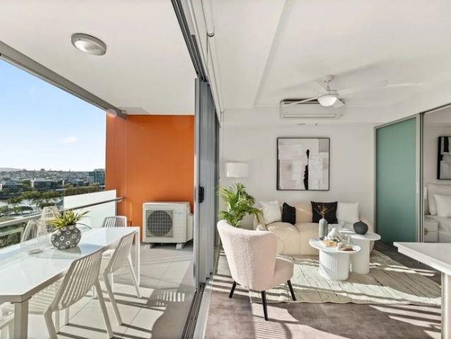 Granny Flat for rent in Toombul, Queensland