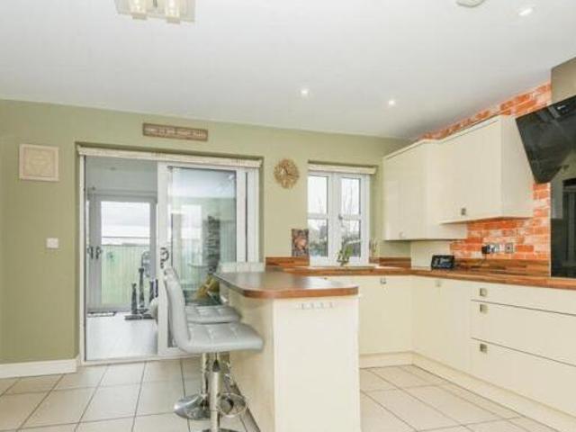 House for sale in Mirfield, West Yorkshire