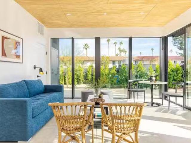 Apartment for rent in Palm Springs, California
