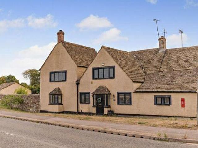 House for sale in Siddington, Cotswold