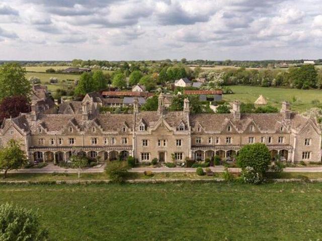 House for sale in Chesterton, Fossebridge