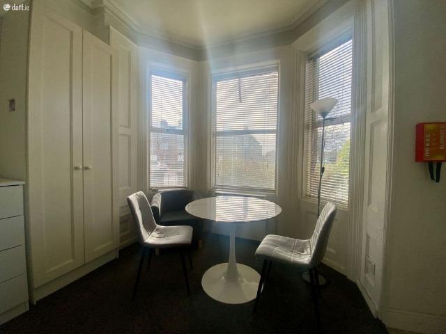 Apartment to rent in Bluebell, North Tipperary