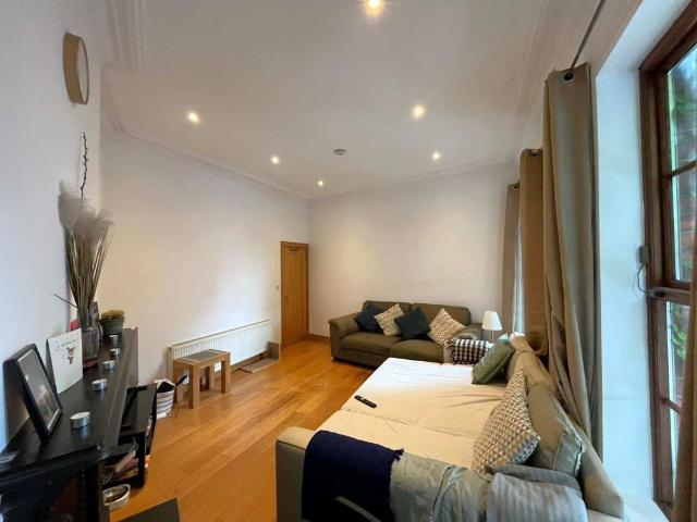 Apartment to rent in Bluebell, North Tipperary
