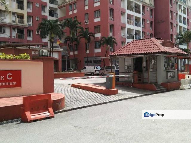 Condominium for sale in Petaling, Subang Jaya
