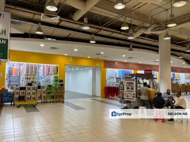 Shop for rent in Petaling, Subang Jaya