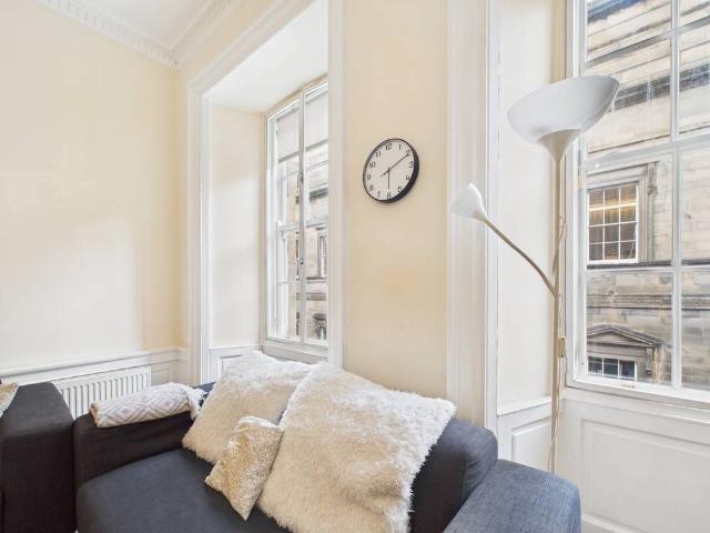 Apartment for rent in Abbeyhill, City of Edinburgh