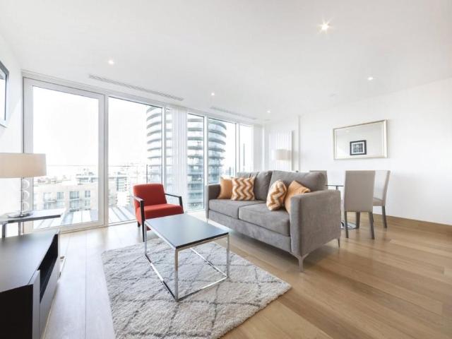 Apartment for rent in Canary Wharf, Greater London