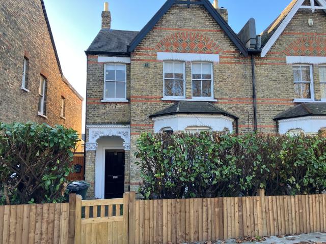 Apartment for rent in Tulse Hill, Greater London