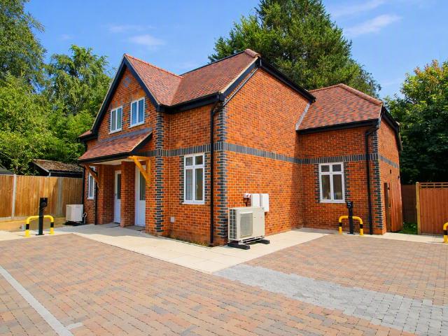 Apartment for rent in London Borough of Croydon, Selsdon
