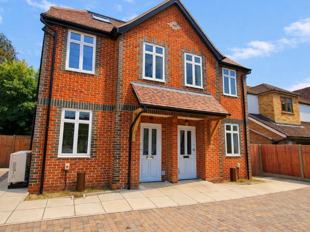 Apartment for rent in London Borough of Croydon, Selsdon