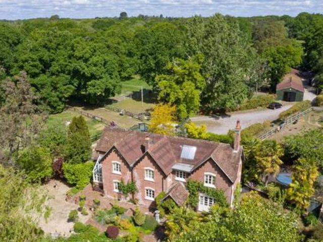 House for sale in Bashley, New Forest