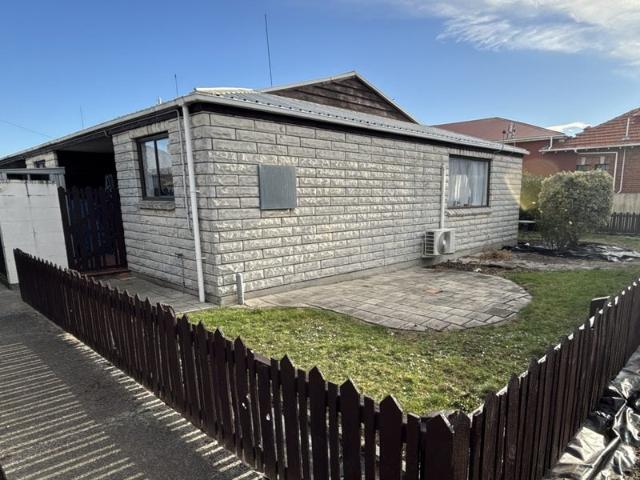 House for rent in Otakou