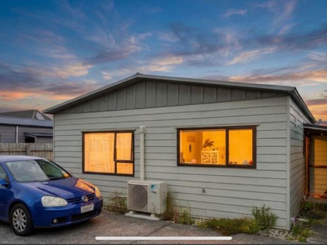 Apartment for rent in Otakou