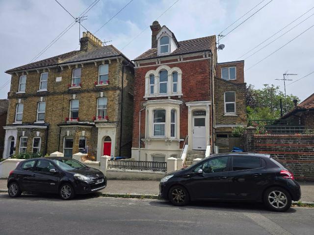 Apartment for rent in Chilton, Acol