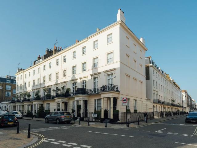 House for rent in Belgravia, Greater London