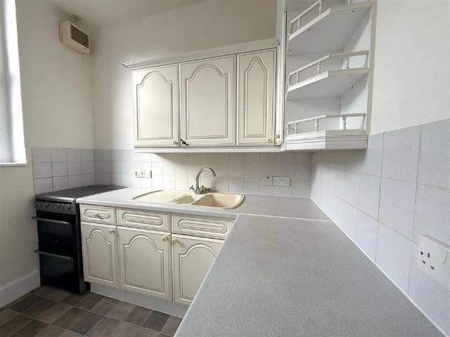 Apartment for rent in Strode, Devon