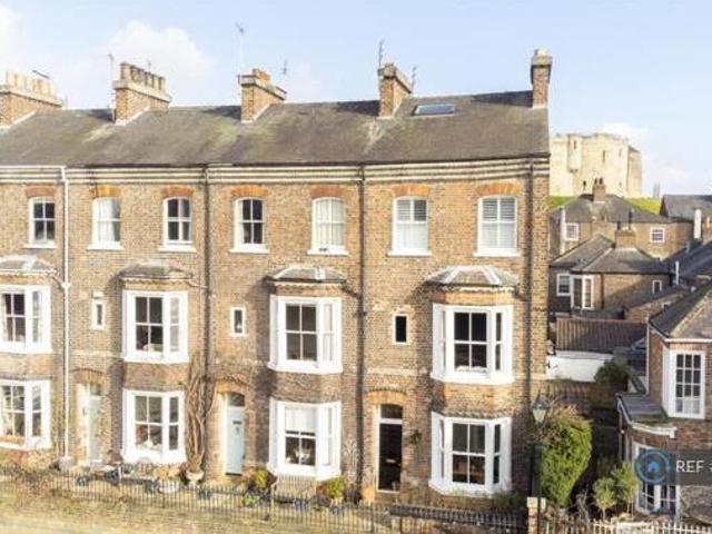 House for sale in High Field, York