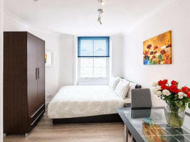 Studio for rent in South Kensington, Greater London