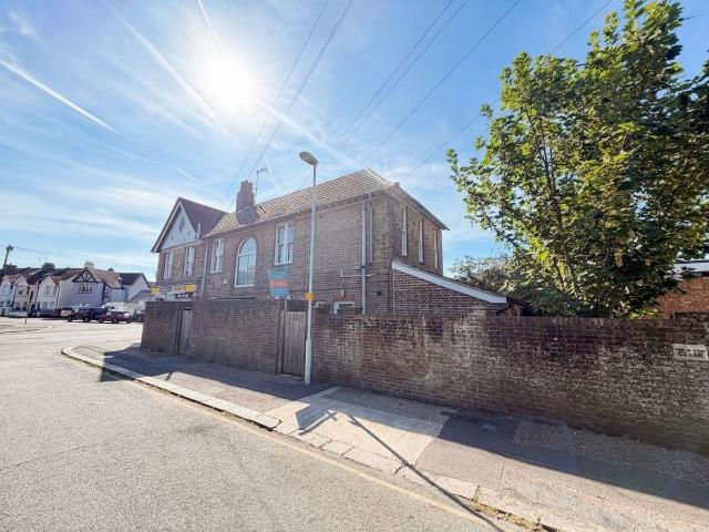 Apartment for rent in Worthing, West Sussex