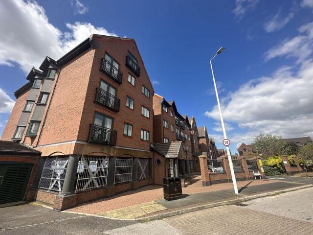 Apartment for rent in Calderstones