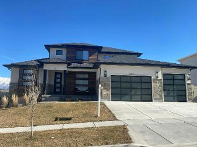 House for sale in Saratoga Springs, Utah