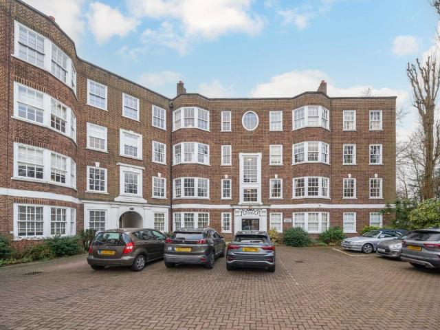 Apartment for rent in Highgate, Greater London