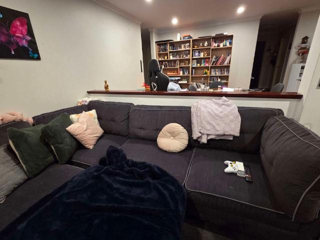 Room for rent in South Guildford, Western Australia
