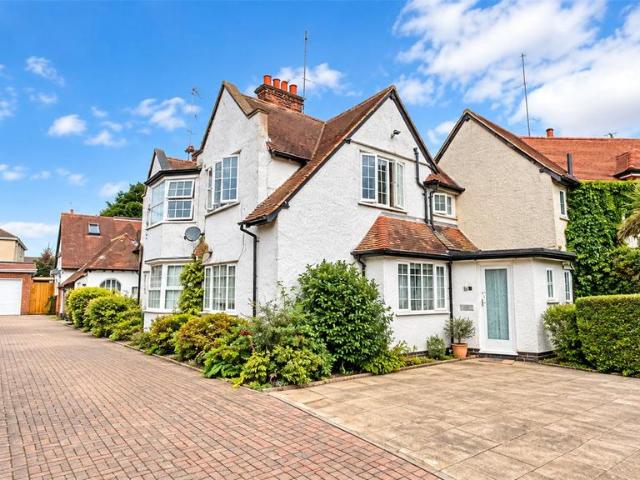 Apartment for rent in Walton, Eastbridge