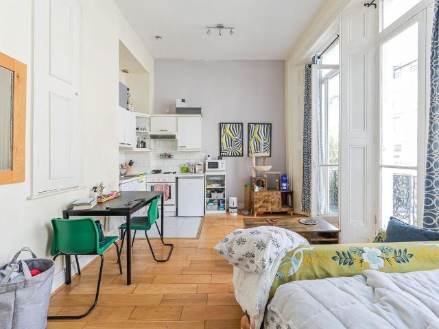 Studio for rent in Earl's Court, Greater London