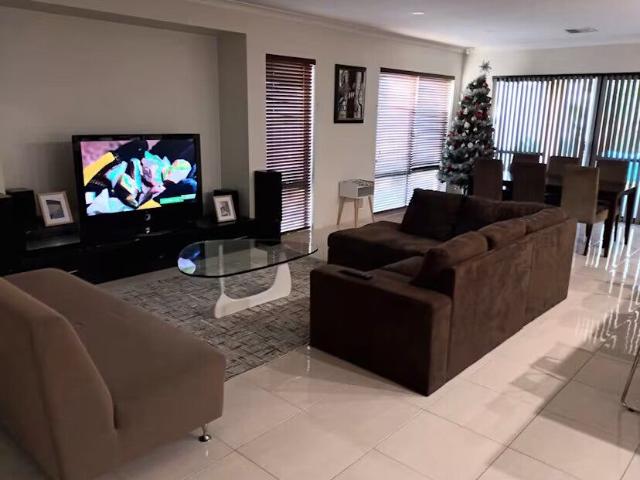 Room for rent in South Lake, Western Australia